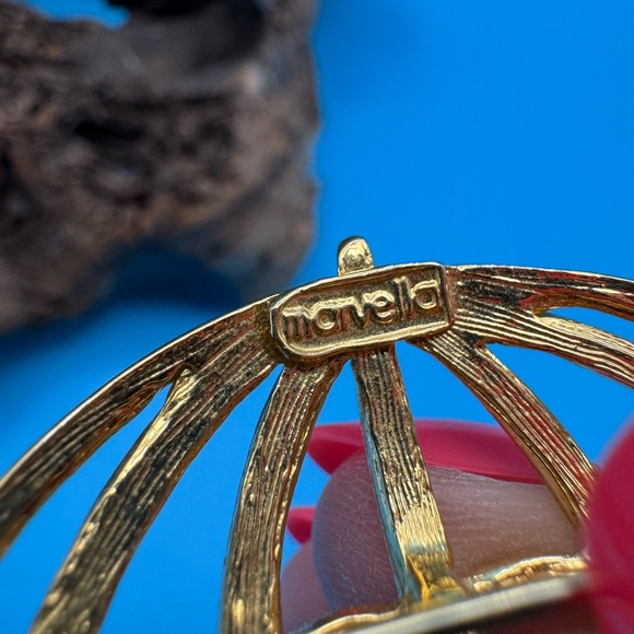 Marvella vintage umbrella with raindrops brooch, EUC. Gold tone. - Picture 5 of 5